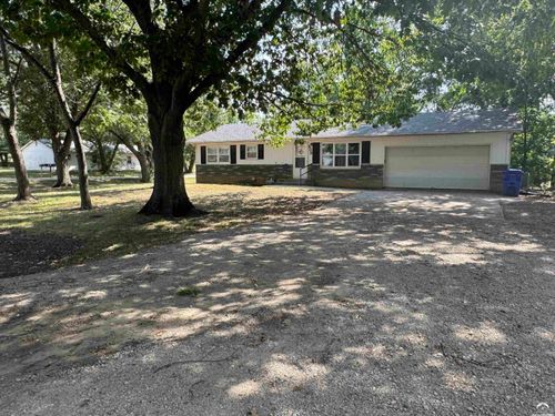 603 Warren St, Oskaloosa, KS, 66066-5025 | Card Image