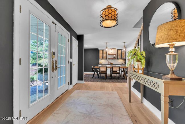 Foyer | Image 11