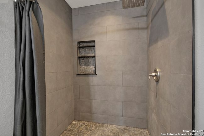188 Lexword, House other with 3 bedrooms, 3 bathrooms and null parking in Kyle TX | Image 25