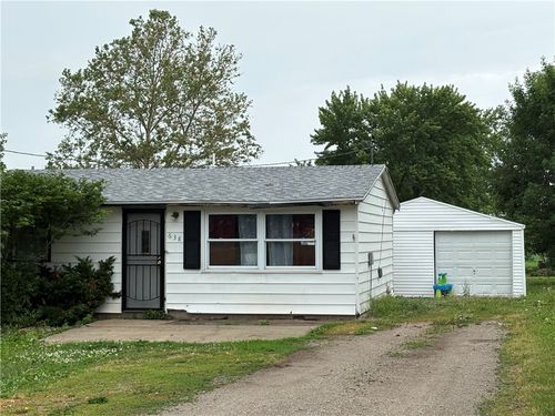 646 E Mcneil Avenue, Hoopeston, IL, 60942 | Card Image