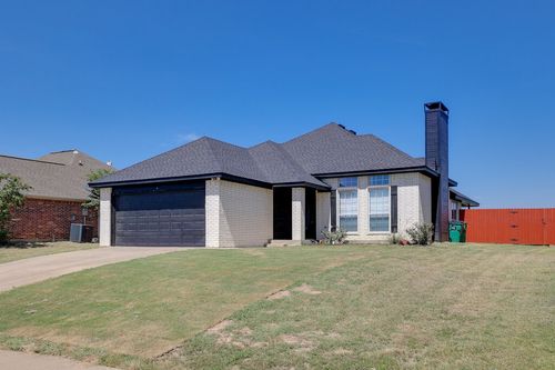 115 Chambers Creek Cir, Maypearl, TX, 76064-1719 | Card Image