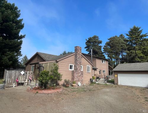 18801 Lahmon Lane, Fort Bragg, CA, 95437 | Card Image
