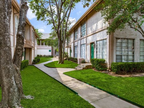 apt-266-10578 High Hollows Dr, Dallas, TX, 75230-4711 | Card Image