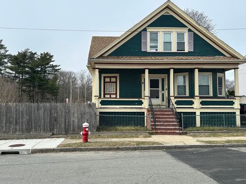 3 Vernon St, New Bedford, MA, 02745-5614 | Card Image