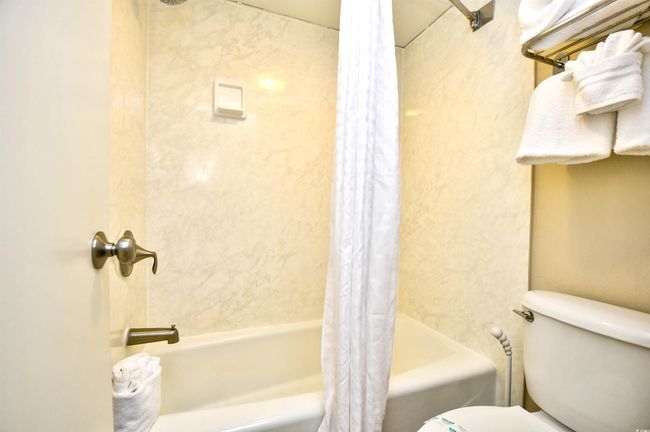 330 - 1105 S Ocean Blvd, Condo with 1 bedrooms, 1 bathrooms and null parking in Myrtle Beach SC | Image 17