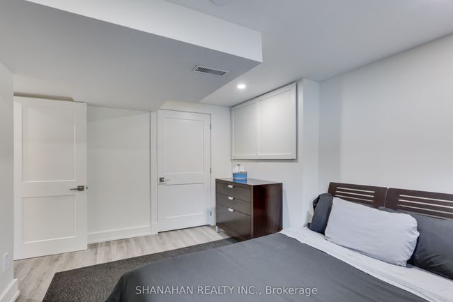73 Sunset Ave, House other with 4 bedrooms, 3 bathrooms and 4 parking in Warwick ON | Image 33