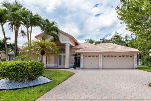 15683 Cypress Park Dr, Wellington, FL, 33414-6341 | Card Image