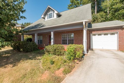 2696 Silver Hill Ter Se, Atlanta, GA, 30316-6704 | Card Image