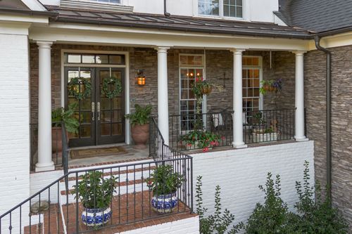 173 Allenhurst Cir, Franklin, TN, 37067-7272 | Card Image