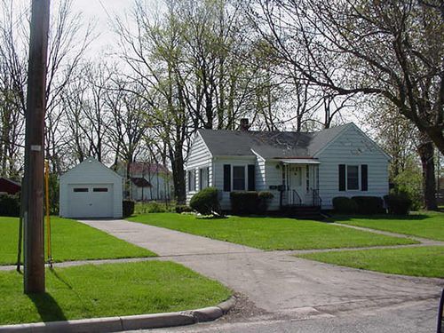 34 Balfour Dr, Coldwater, MI, 49036-1702 | Card Image