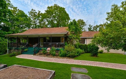 188 Olde Schoolhouse Rd, Cresco, PA, 18326-7308 | Card Image