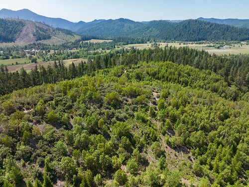 802-0 Deer Creek Road, Selma, OR, 97538 | Card Image