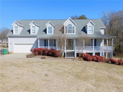 4108 Stillbrook Ln, High Point, NC, 27265-9555 | Card Image