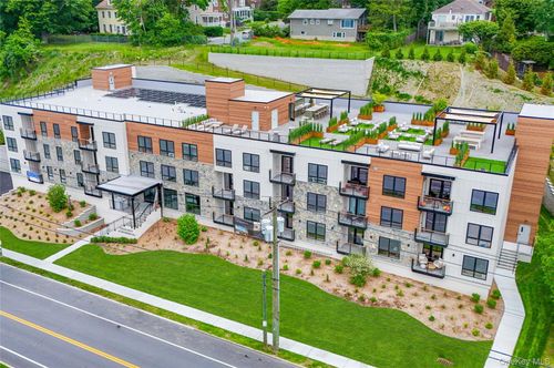 305-25 S Riverside Ave, Croton On Hudson, NY, 10520-2603 | Card Image