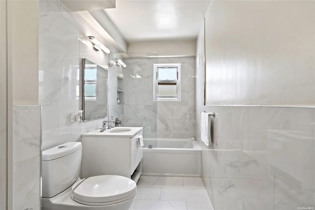 bathroom | Image 13