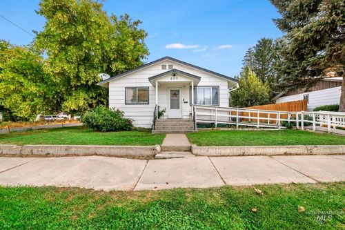 400 7th Ave E, Jerome, ID, 83338-2016 | Card Image