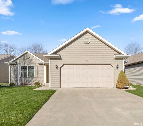 1217 Park Meadows Dr, Goshen, IN, 46526-6707 | Card Image