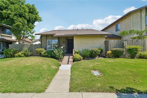 4542 Yosemite Dr, Montclair, CA, 91763-4379 | Card Image
