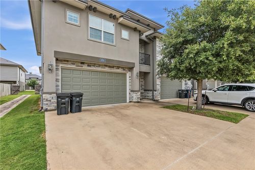 3526 Summerway Dr, College Station, TX, 77845-7442 | Card Image