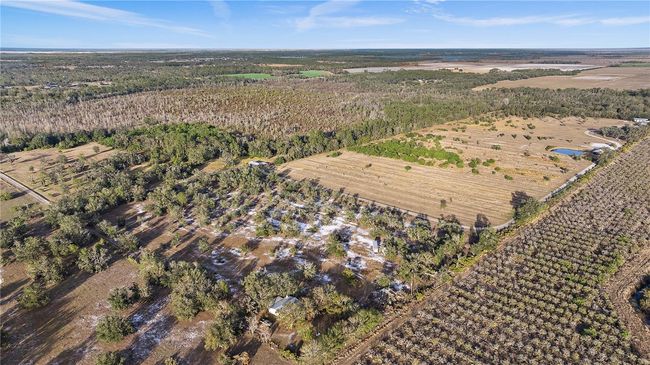 6204 Juel Gill Rd, Home with 3 bedrooms, 2 bathrooms and null parking in Myakka City FL | Image 4