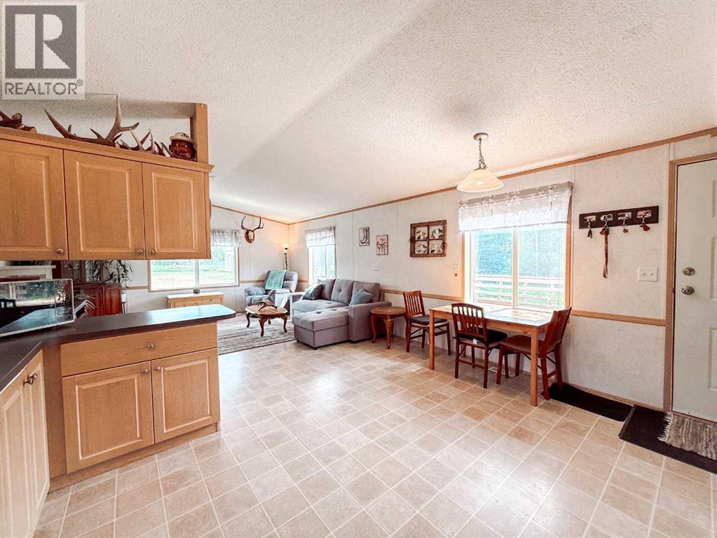 Residential in Rural Saddle Hills County 3