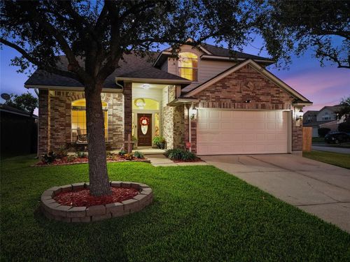 2915 Silver Shore Lane, Dickinson, TX, 77539 | Card Image