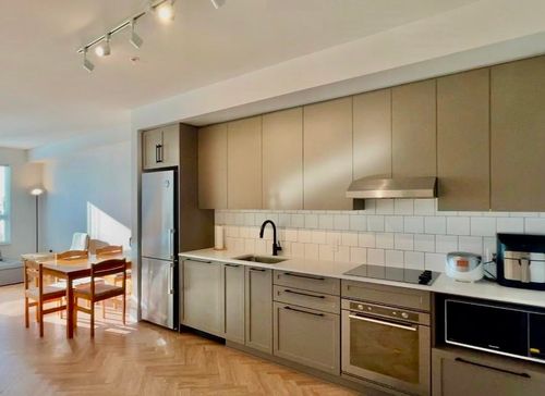 309-9228 Slopes Mews, Burnaby, BC, V5A0E9 | Card Image