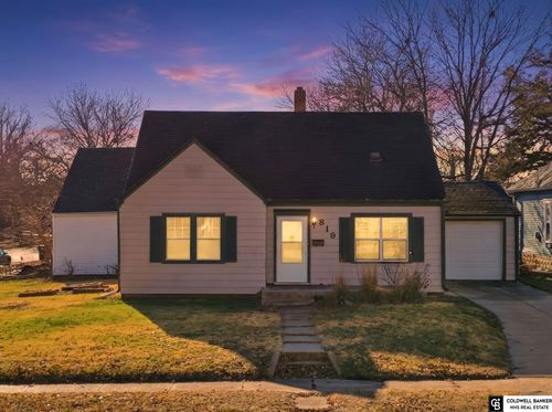 819 Lincoln St, Beatrice, NE, 68310-3053 | Card Image