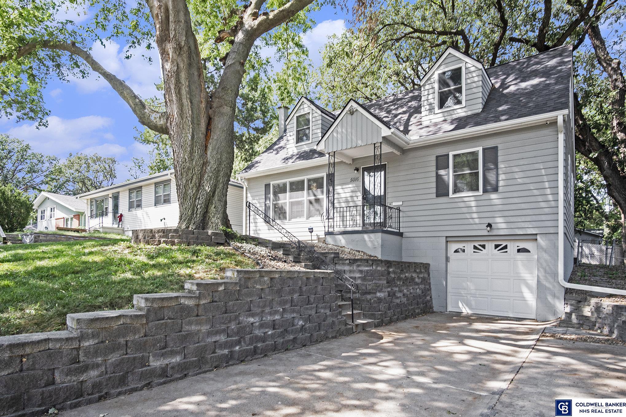80th St, Omaha, NE 68127