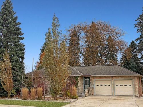 1825 Waldo Blvd, Manitowoc, WI, 54220-2645 | Card Image