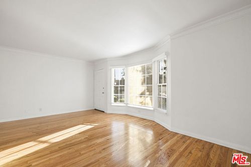 4-5324 Vantage Avenue, Valley Village, CA, 91607 | Card Image