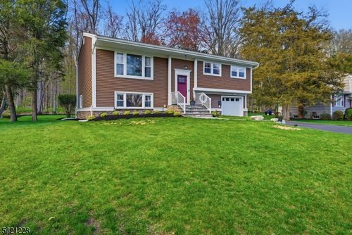 317 Rexland Dr, Boonton Twp, NJ, 07005-2400 | Card Image