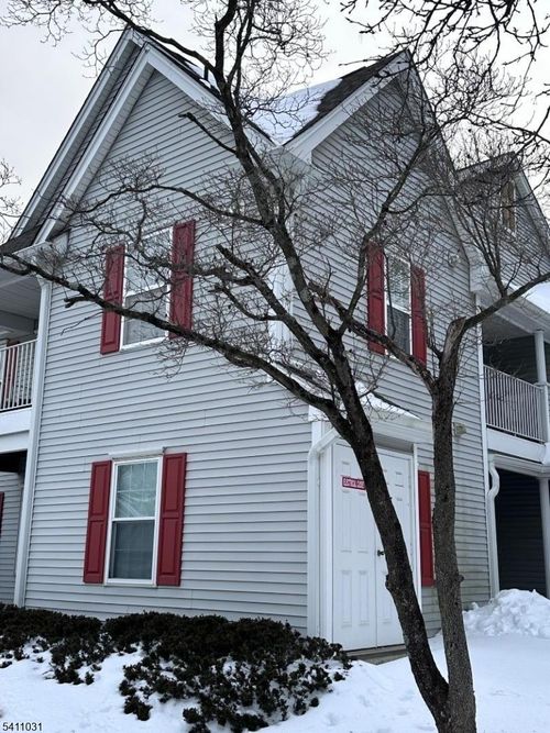 4601-4609 Tudor Dr, Pompton Plains, NJ, 07444-1128 | Card Image