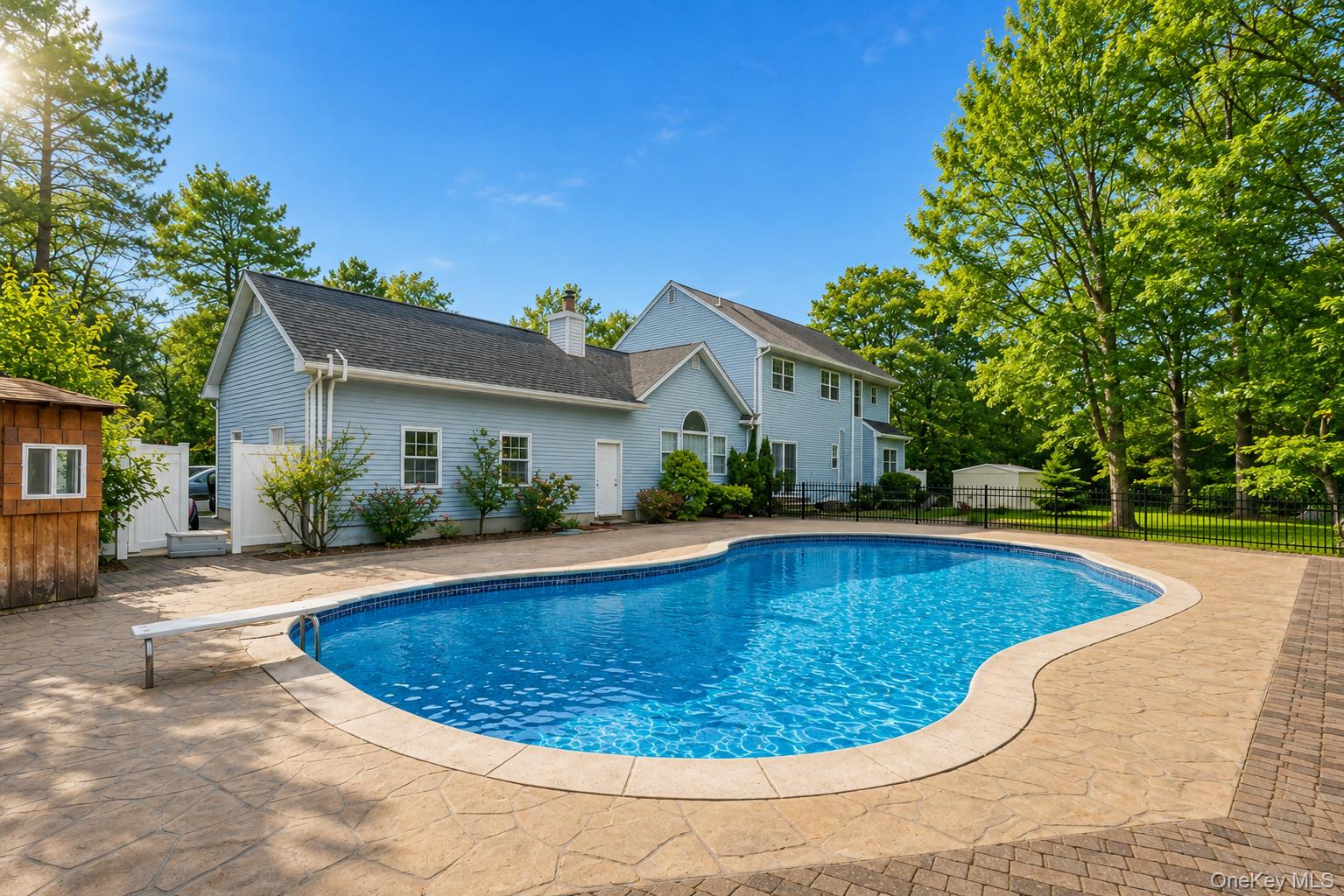 Residential in Brookhaven 3