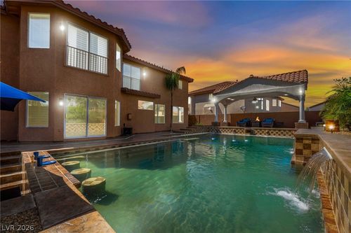 7526 Gossamer Wind St, Las Vegas, NV, 89139-5305 | Card Image