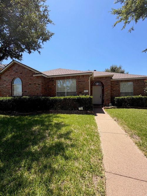 732 Dandelion Dr, Mesquite, TX, 75149-7526 | Card Image