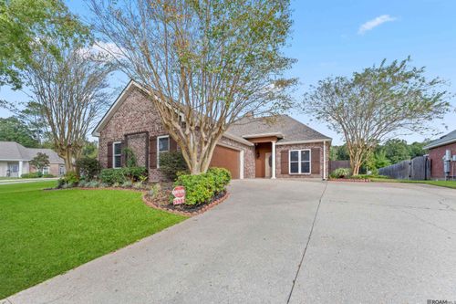 13243 N Ridge Ave, Walker, LA, 70785-8423 | Card Image