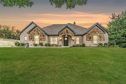 4033 Overlook Way, Weatherford, TX, 76085-3975 | Card Image