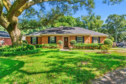 7050 Huntington Ct N, Mobile, AL, 36619-1466 | Card Image