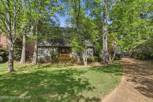 9 Avery Circle, Jackson, MS, 39211 | Card Image