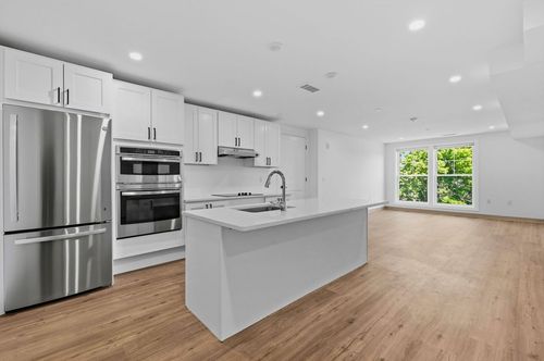 305-26 Union St, Natick, MA, 01760 | Card Image