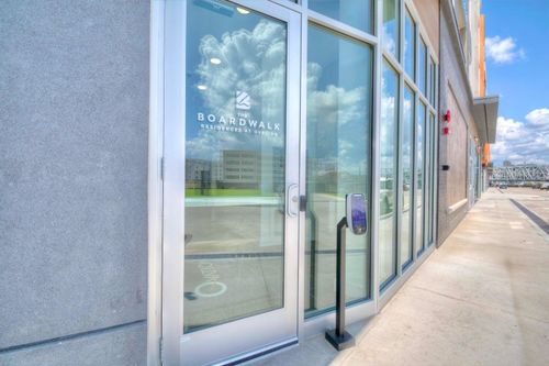 314-700 Ovation Way, Newport, KY, 41071-8878 | Card Image