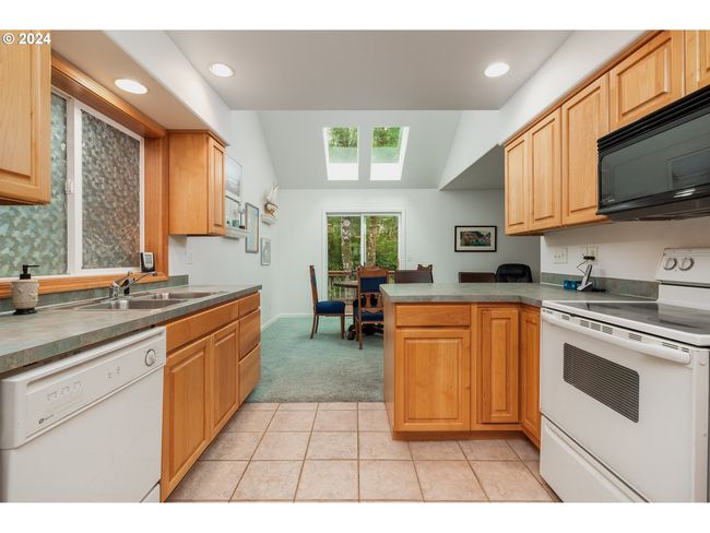 49800 Proposal Rock Loop, House attached with 3 bedrooms, 3 bathrooms and 2 parking in Neskowin OR | Image 14