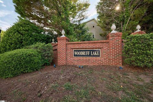 307 Woodruff Lake Way, Simpsonville, SC, 29681-5186 | Card Image