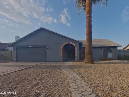7937 W Windrose Dr, Peoria, AZ, 85381-9027 | Card Image
