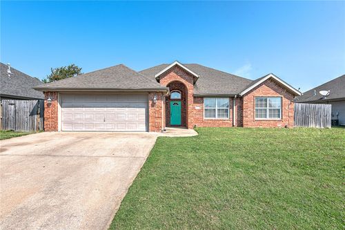 1301 E Courage, Siloam Springs, AR, 72761-2079 | Card Image
