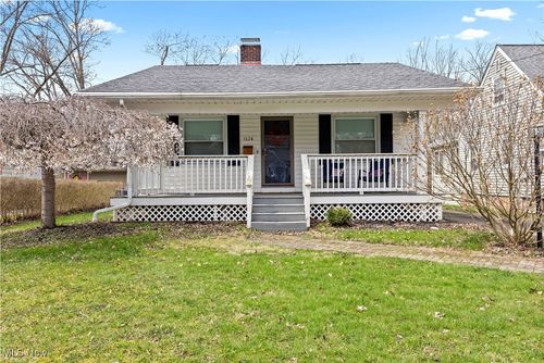1624 Edgefield Rd, Lyndhurst, OH, 44124-2849 | Card Image