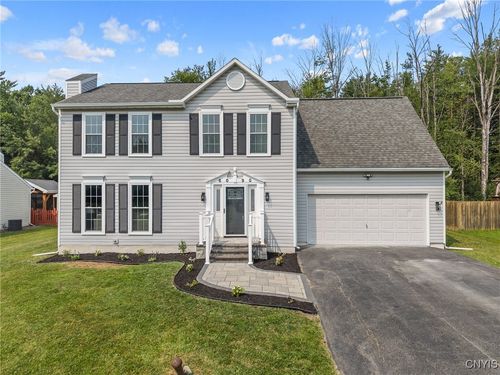 6090 Owlwood Dr, Cicero, NY, 13039-9400 | Card Image