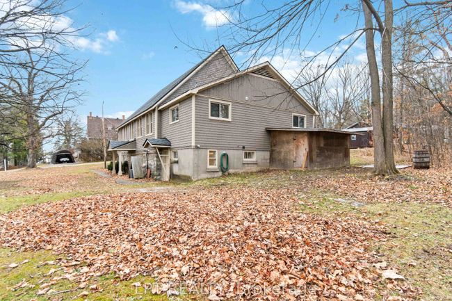 26 Charbonneau St, House other with 3 bedrooms, 2 bathrooms and 8 parking in Braeside ON | Image 47