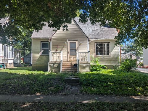 316 N Wood St, Gibson City, IL, 60936-1244 | Card Image